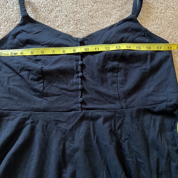 Torrid peplum top. EUC. Size 1 - Picture 3 of 6